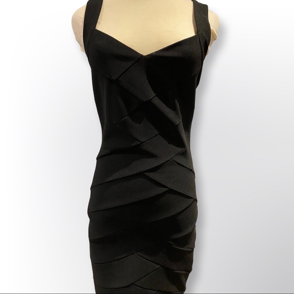 Black bandage dress - Picture 2 of 5